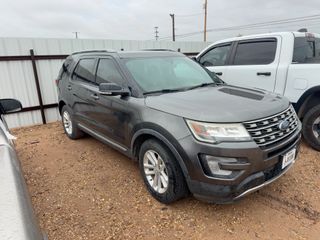 2017 Ford Explorer XLT - Primary Damage Right Image